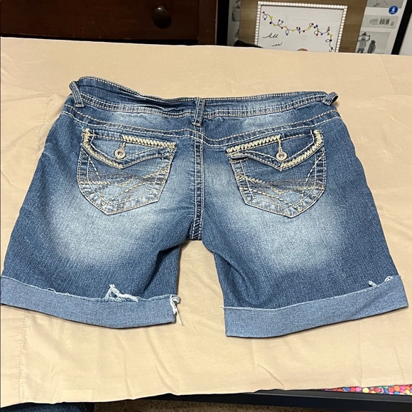 Rue21 Faded Blue Denim Shorts - Picture 6 of 8